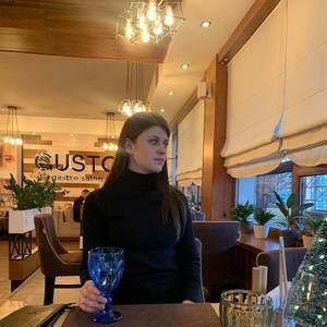 Meet your Posher, Mary